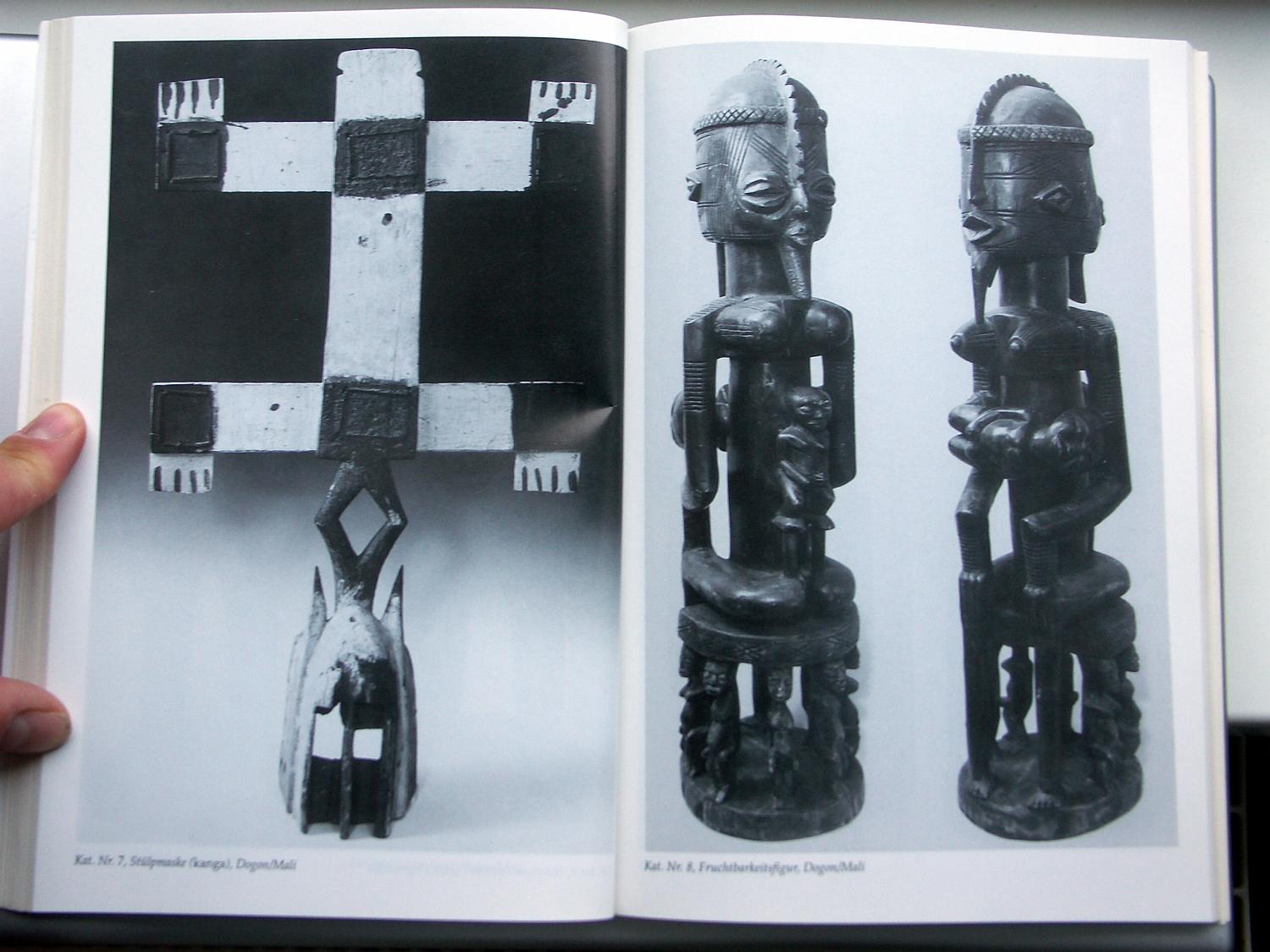 zz-akgö94,s.046 dogon mali,holz-figur und -maske